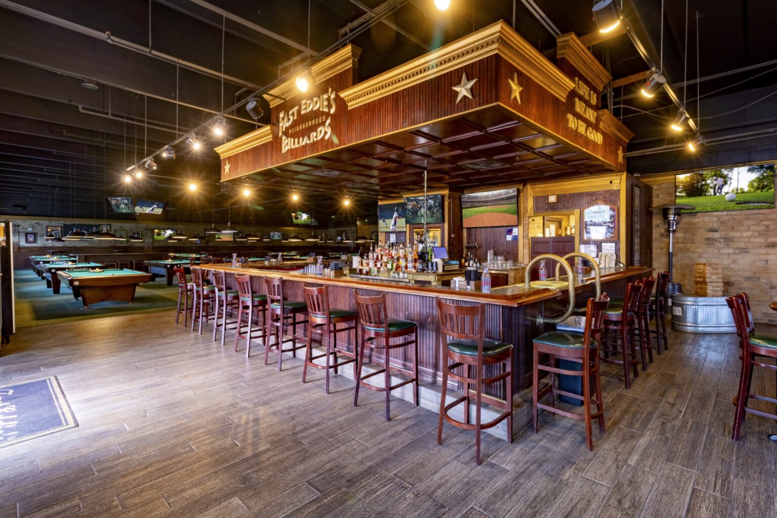 Bar photo 2